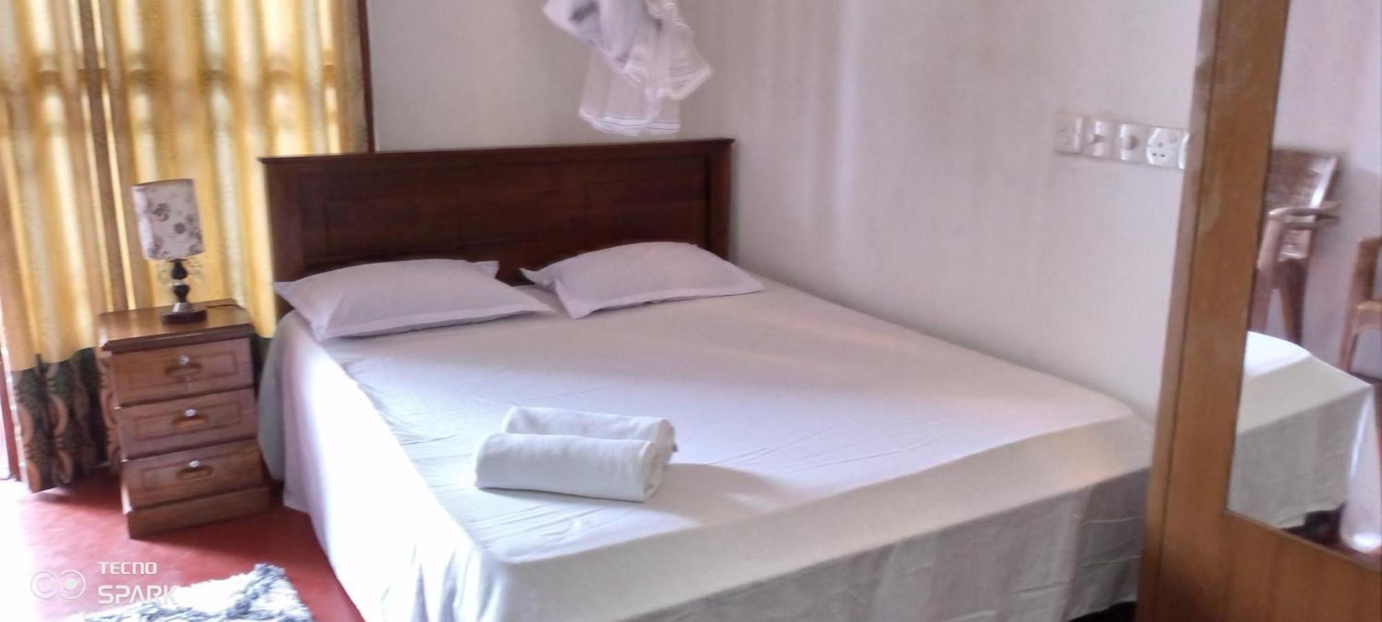 Desitha Family House Hotel Mirissa Ngoại thất bức ảnh