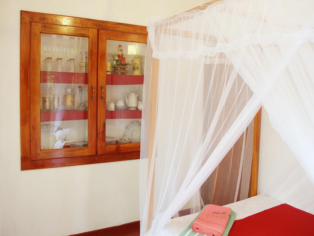 Desitha Family House Hotel Mirissa Ngoại thất bức ảnh