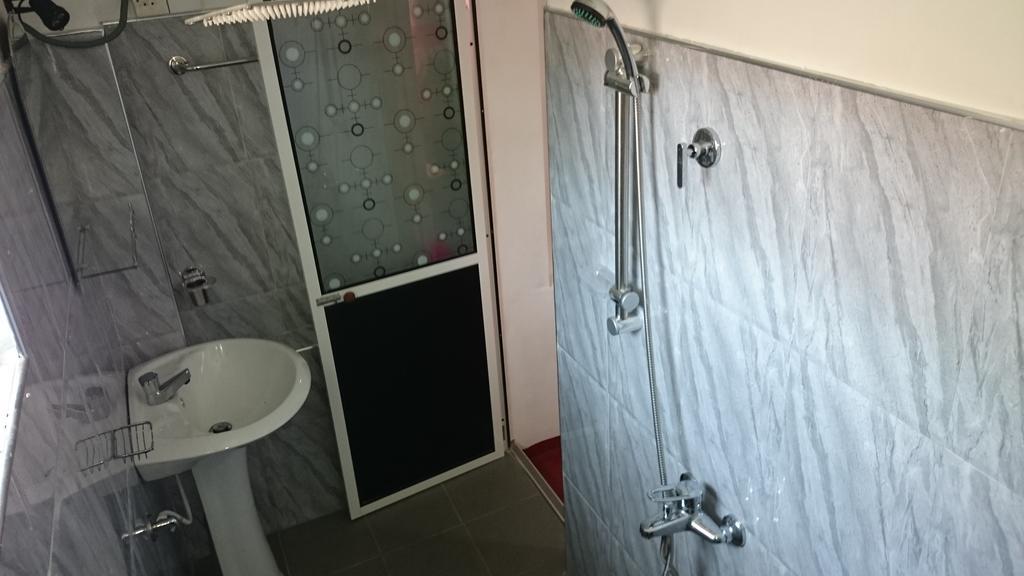 Desitha Family House Hotel Mirissa Ngoại thất bức ảnh