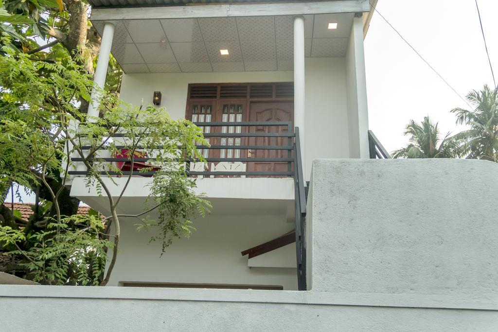Desitha Family House Hotel Mirissa Ngoại thất bức ảnh